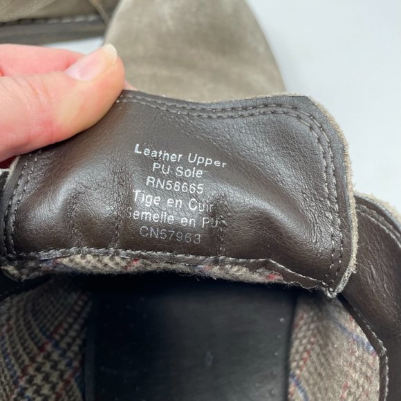 1901 Tan and Gray Chukka Boots Suede Ankle Design - Picture 8 of 12